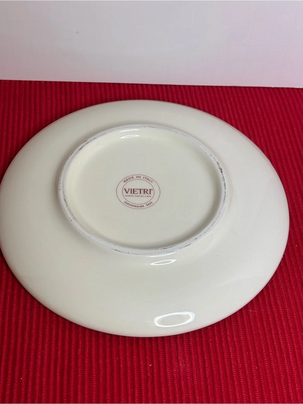 Curtrer Old St. Nick Plate- Red & Green. Made in Italy